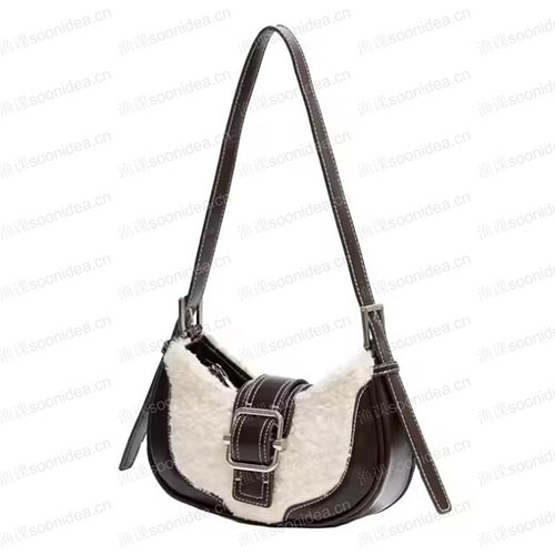 Compact leather bag 