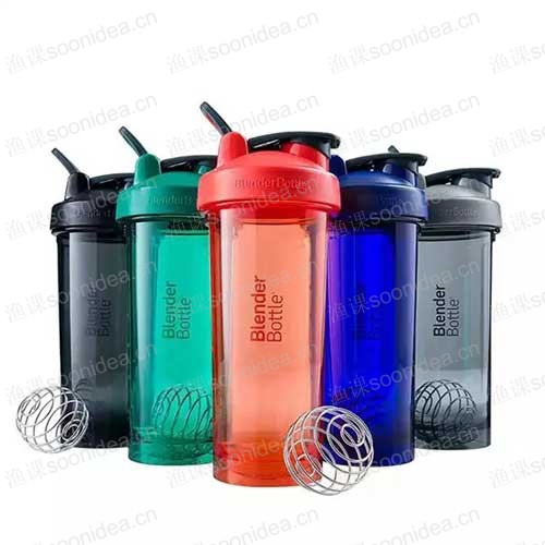 Transparent plastic shaker cup